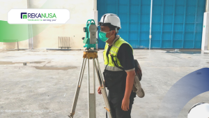 Total Station untuk survei dan pemetaan struktur bangunan